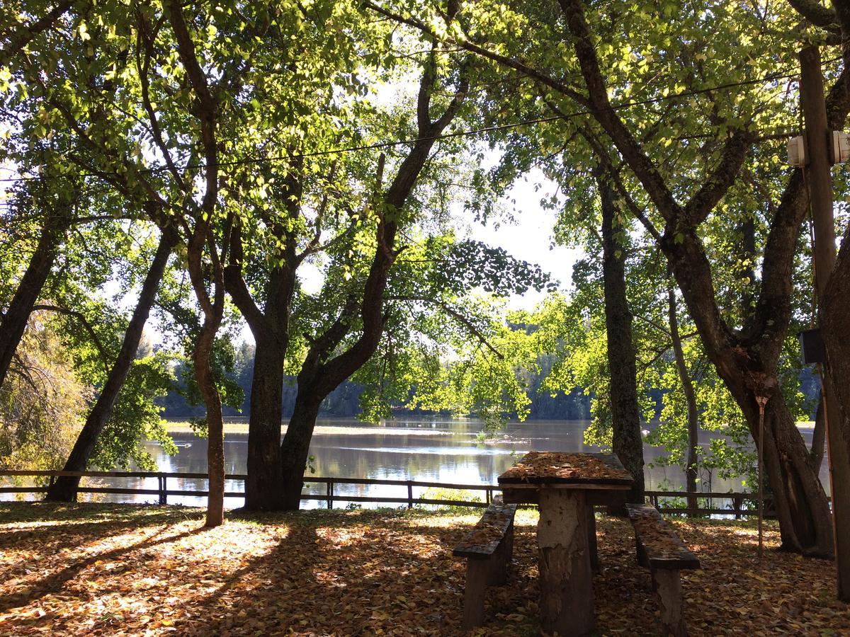 Camping & Hospedaje Rio Laja El Manzano  Eksteriør bilde