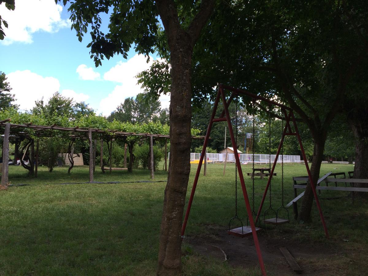 Camping & Hospedaje Rio Laja El Manzano  Eksteriør bilde